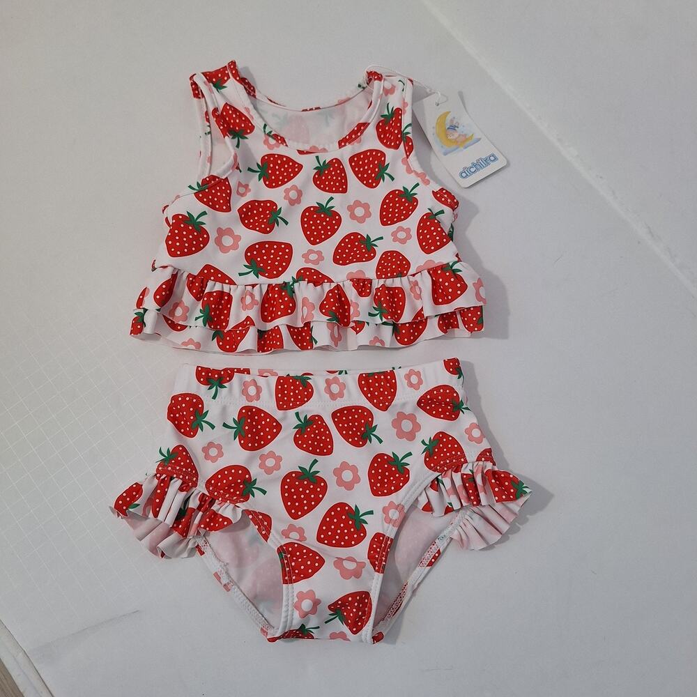 NWT Strawberry Swimsuit 2 Piece Girls Ages 3-4 NWT Ruffles
